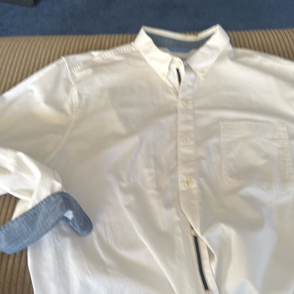 Men’s Tommy Bahama long sleeve resort wear shirt